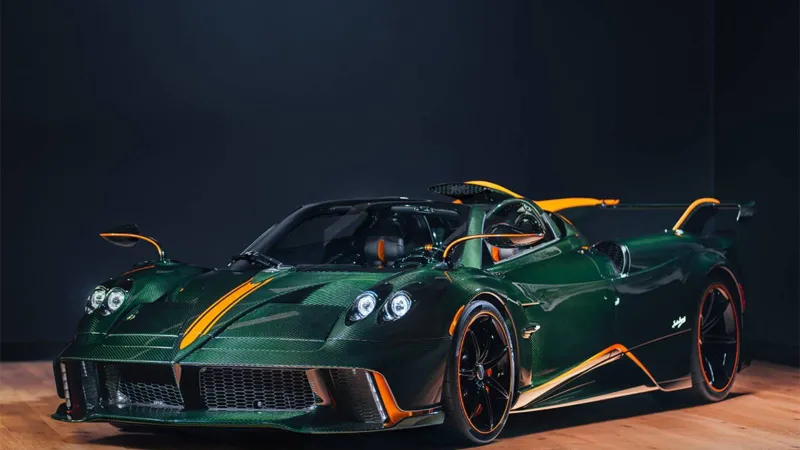 Pagani تحتفي بمؤسسها بإصدار نادر من Huayra.. ثلاث سيارات حول العالم