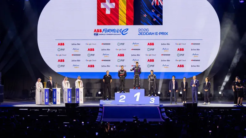 جدة تبهر العالم في جولة فورمولا إي.. تعرف على الفائزين (فيديو)