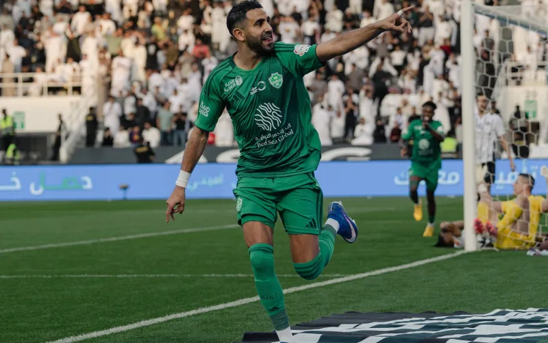 الأهلي يواجه النجمة.. أبرز مباريات اليوم في الدوري السعودي والمصري