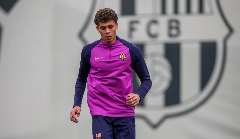برشلونة يستدعي حمزة عبدالكريم عاجلاً.. ما سر الرحلة المفاجئة إلى إسبانيا؟