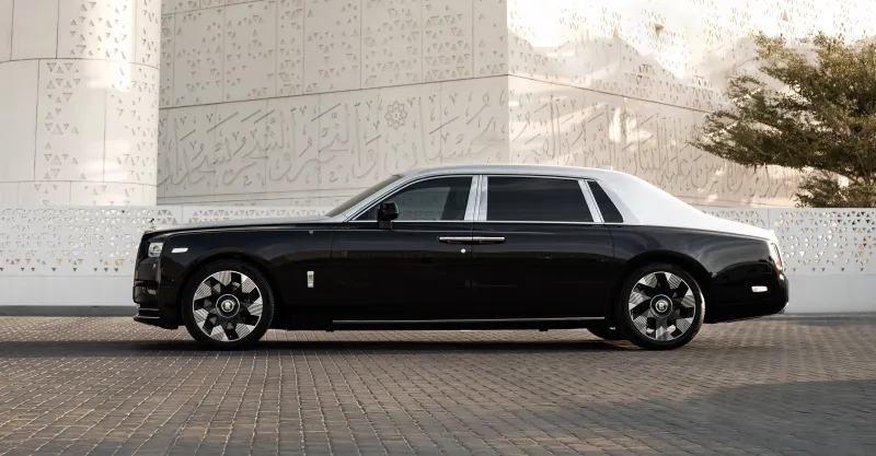 Rolls-Royce Phantom Arabesque: فخامة بروح التراث العربي 