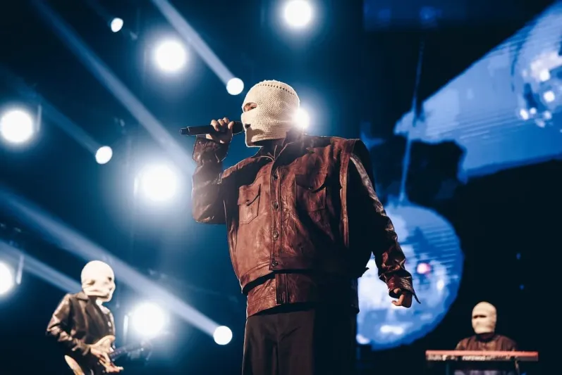 بعد عامين من التكهنات: حلمي عبد الباقي يكشف هوية "توو ليت" (فيديو)