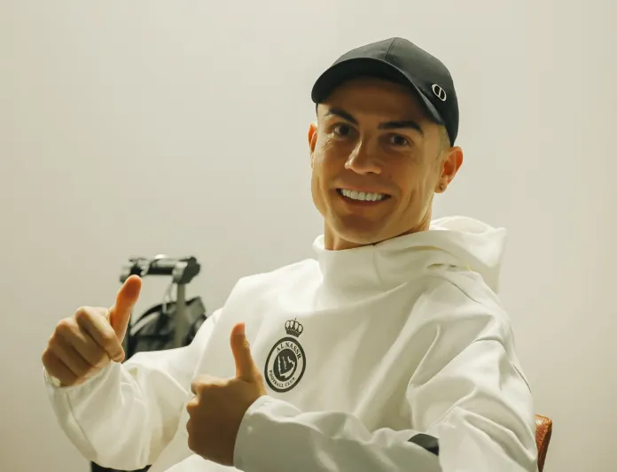 من الملاعب إلى عالم الأزياء… إمبراطورية كريستيانو رونالدو تتوسّع خارج كرة القدم