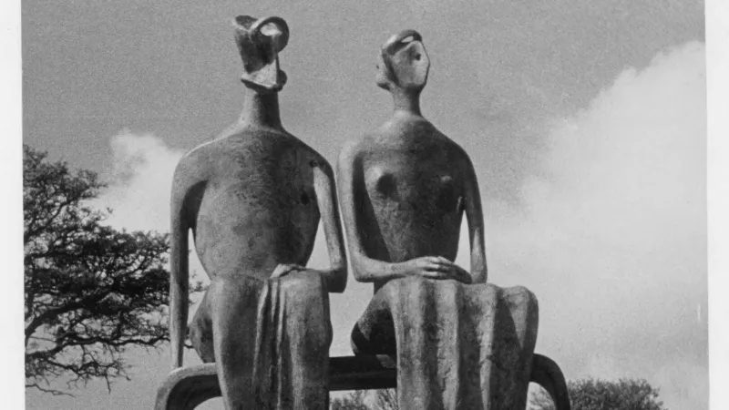 تحفة هنري مور "الملك والملكة" في مزاد كريستيز.. هل تسجل رقماً قياسياً؟