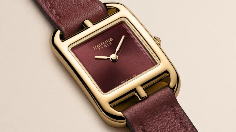 ساعة Hermès فاخرة بحجم أصغر.. ماذا تقدم Cape Cod Mini؟