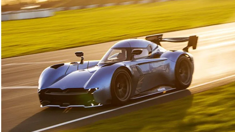 سيارة مكمورتي سبيرلينغ.. أيقونة الطاقة الكهربائية تدخل حيز الإنتاج بسعر خيالي (فيديو)