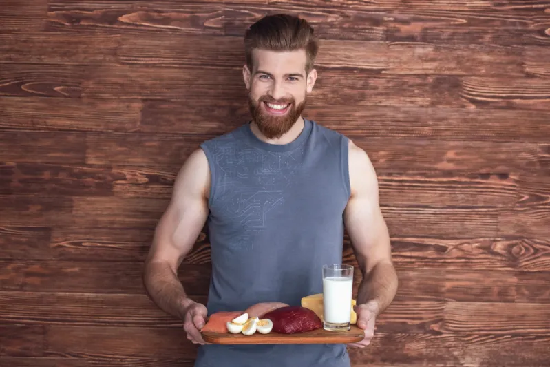 هل يحتاج الرجال فعلًا إلى سعرات حرارية أكثر من النساء؟