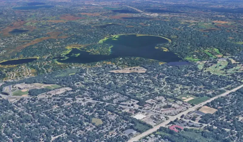 المدينة الخفية.. لماذا أخفاها الأثرياء عن خرائط غوغل؟ (فيديو)