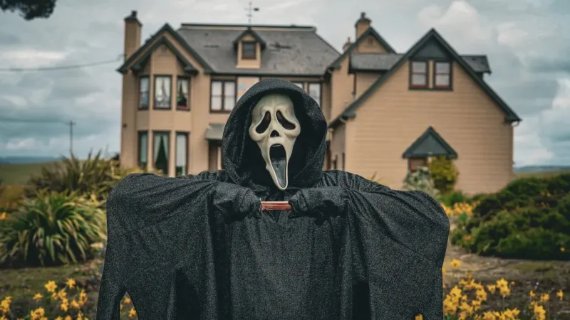 جولة داخل قصر Scream.. من بيت مهجور إلى أيقونة رعب عالمية