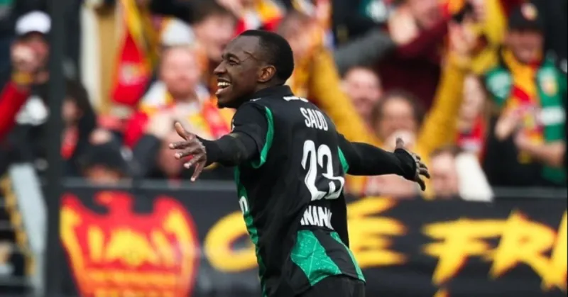 سعود عبدالحميد يضع بصمته الأولى في الدوري الفرنسي مع لانس.. ماذا قال للجماهير؟