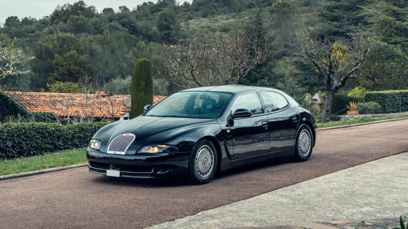 عرض سيارة بوغاتي EB112 النادرة للبيع بمزاد علني.. فكم سعرها؟