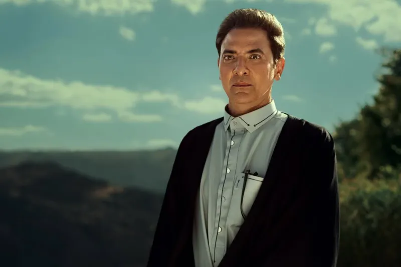 فتحي عبد الوهاب يكشف أسرار شخصية "سميح" في لقاء حصري مع مجلة الرجل (فيديو)