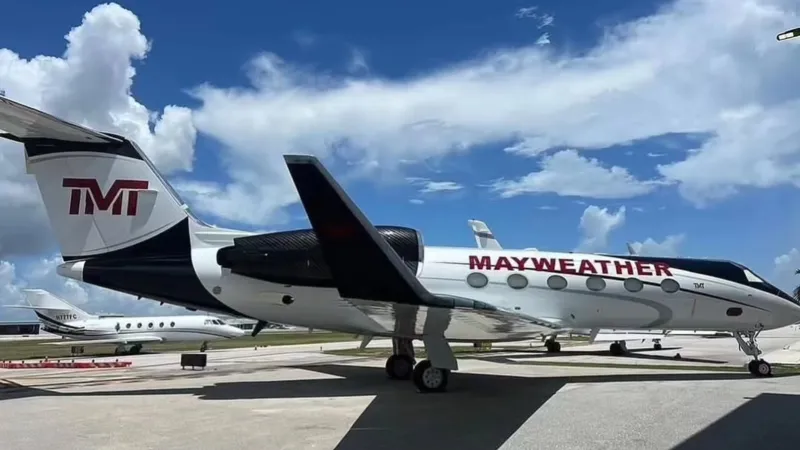 فخامة في السماء.. مايويذر يكشف عن طائرته الخاصة الجديدة