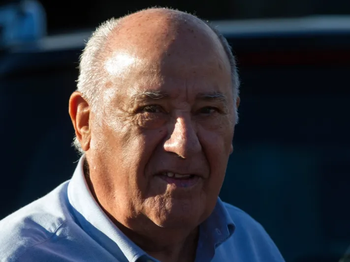 أرباح قياسية جديدة تعزز مكانة مؤسس زارا بين أغنى رجال العالم