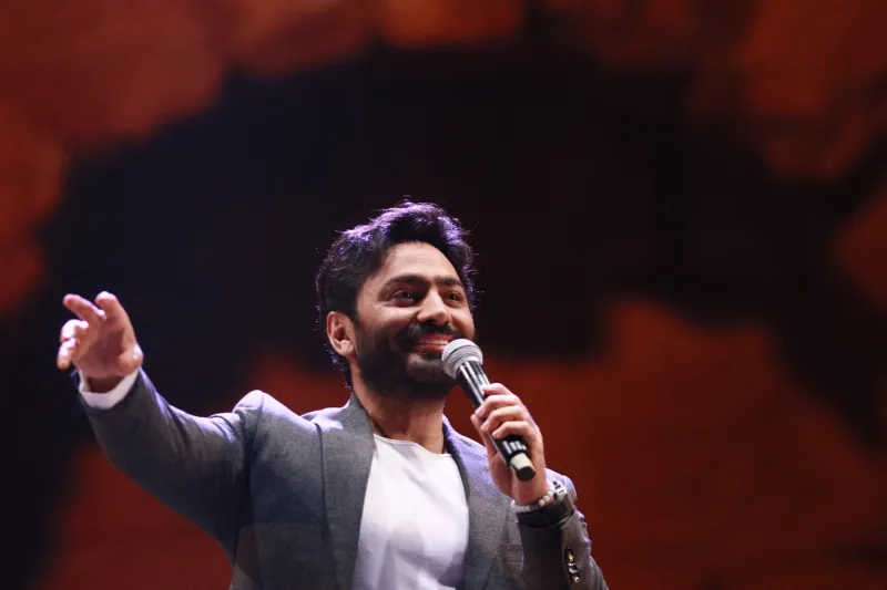 تامر حسني وفرنش مونتانا يعودان لتقديم عرض مشترك في باك يارد 2026