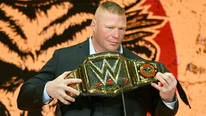 ريسلمانيا 42.. نزالات أسطورية ومفاجآت بروك ليسنر تثير الحماس (فيديو)