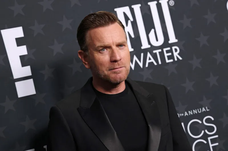 في عيد ميلاده 55.. كم تبلغ ثروة إيوان مكريغور؟