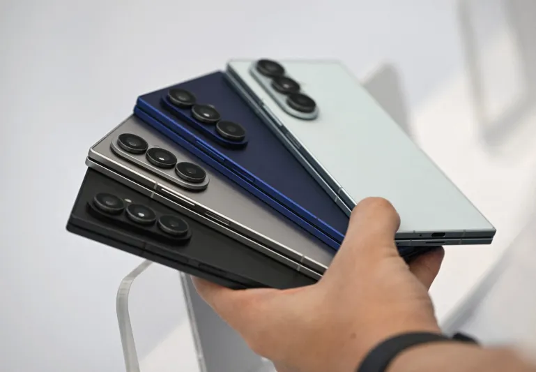 سامسونغ تستعد لإطلاق هواتف Galaxy Z Fold 8.. شحن سريع ومزايا قوية