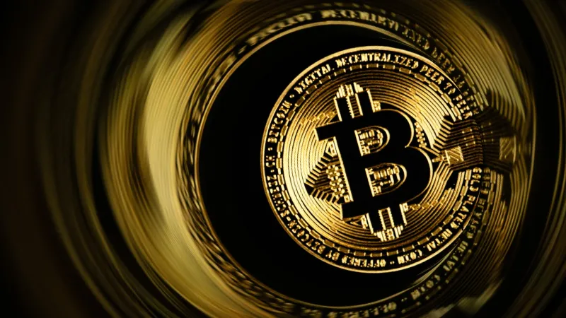 خسائر متتالية للعملات المشفرة.. إلى أين تتجه بيتكوين؟