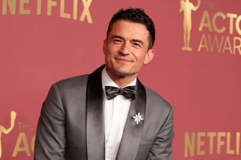 أورلاندو بلوم يطوي صفحة كاتي بيري ويبدأ قصة حب جديدة 