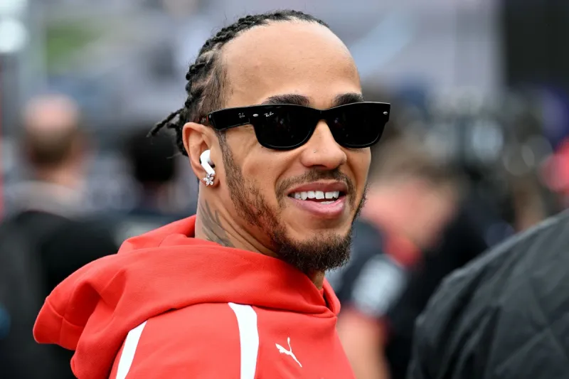 لويس هاميلتون يتألق بساعة فاخرة من ريتشارد ميل: كم يبلغ ثمنها؟