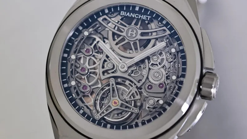 Bianchet تكسر النمط التقليدي.. أول ساعة دائرية بتصميم توربيون فريد