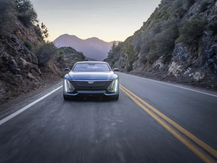Cadillac Celestiq مقياس العالم قولاً وفعلًا