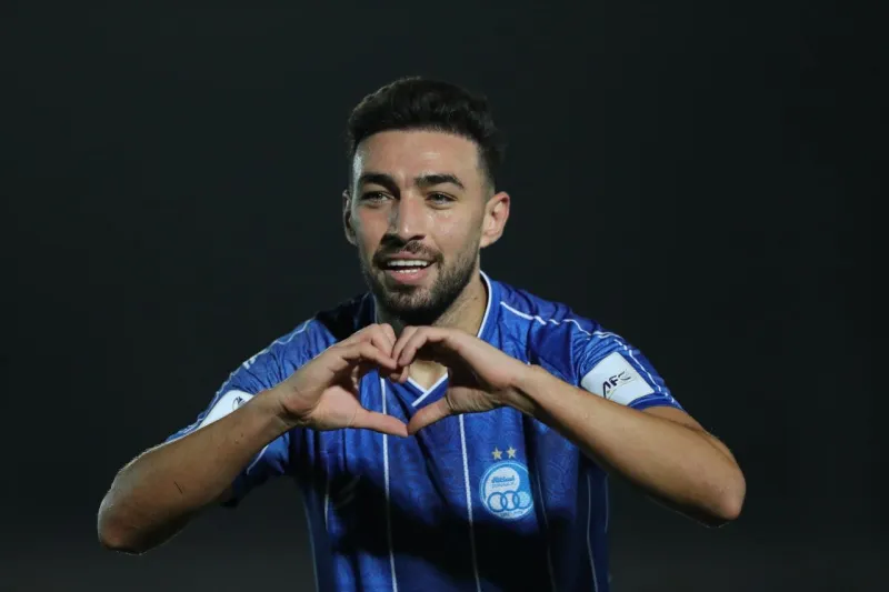 منير الحدادي عالق في إيران بعد تعليق الدوري: أزمة اللاعبين الأجانب إلى أين؟