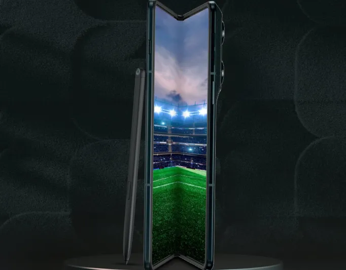 موتورولا تكشف مفاجأة.. هل يتفوق Razr Fold على سامسونج وأبل؟