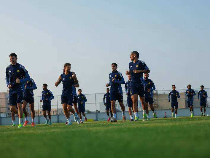 مفاجآت في التشكيلة المتوقعة لنادي النصر.. كيف يخطط "العالمي" لإسقاط الخليج؟