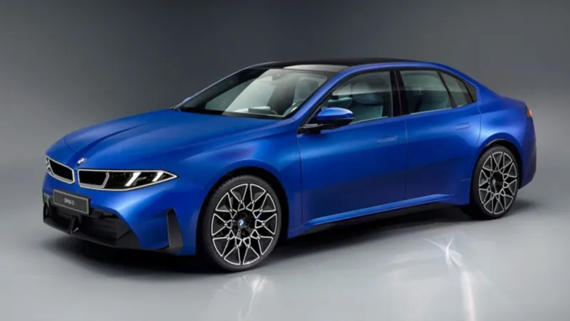 عودة المحركات التقليدية.. ماذا تخفي BMW 3 Series؟ (فيديو)