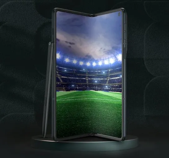 موتورولا تكشف مفاجأة.. هل يتفوق Razr Fold على سامسونج وأبل؟