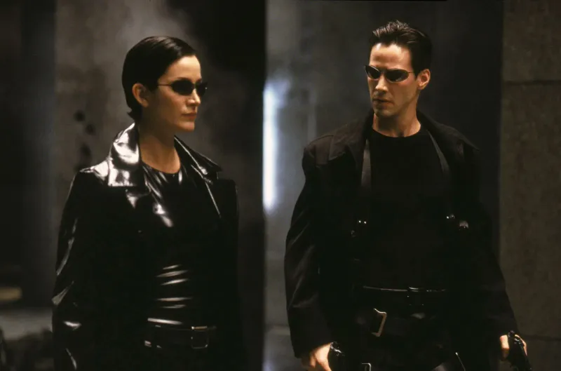 هل يواصل كيانو ريفز رحلته في Matrix؟ مخرج العمل يجيب