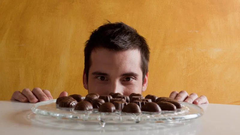 هل تعزز الشوكولاتة الأداء الرياضي؟ دراسة تبرز الفوائد الخفية