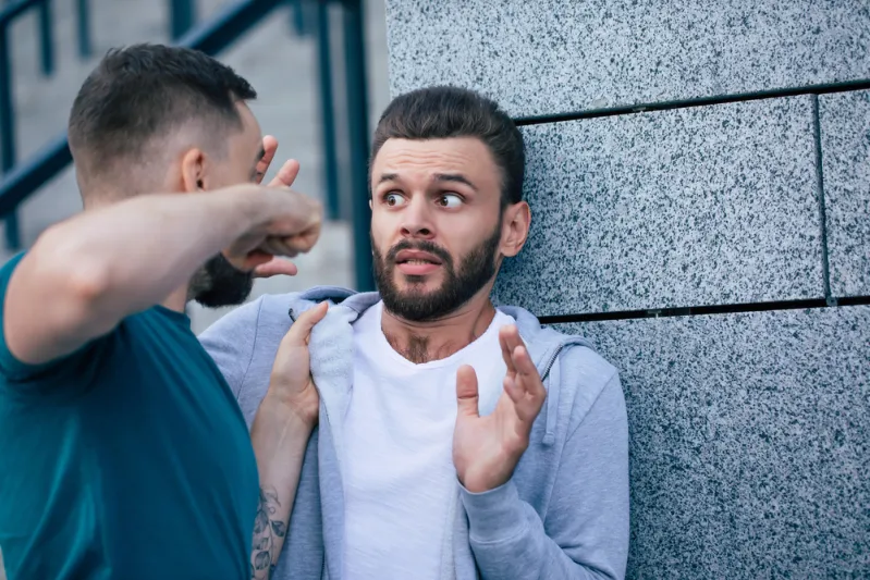 هل البشر عنيفون بطبيعتهم؟ العلم يجيب