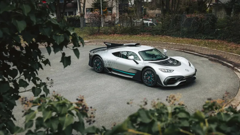 نسخة محدودة من مرسيدس AMG ONE للبيع بسعر خيالي في موناكو (فيديو)