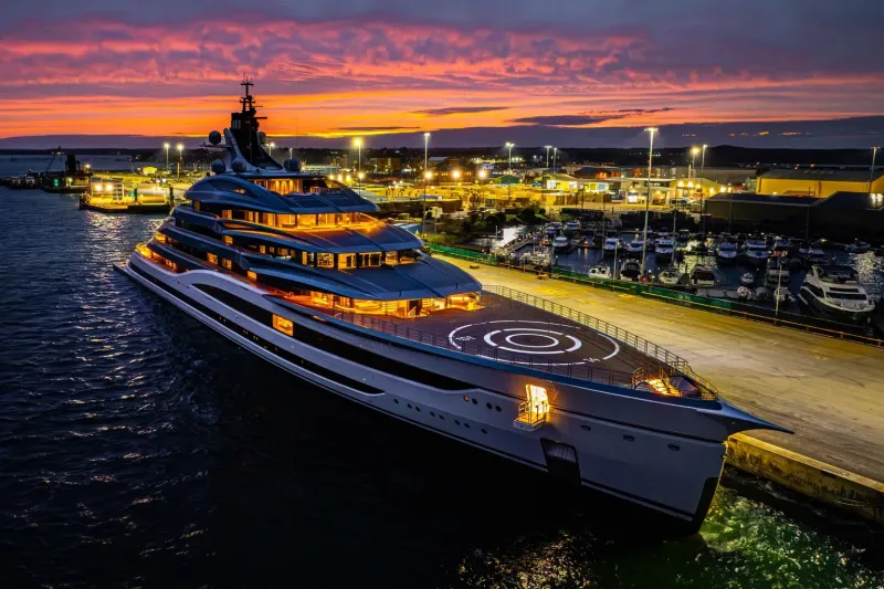 بقيمة 334 مليون دولار.. ظهور مفاجئ ليخت عملاق يملكه ملياردير صيني غامض