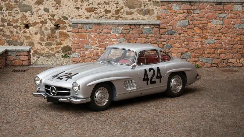 تحفة مرسيدس الكلاسيكية 300 SL Gullwing تبحث عن مالك جديد في موناكو