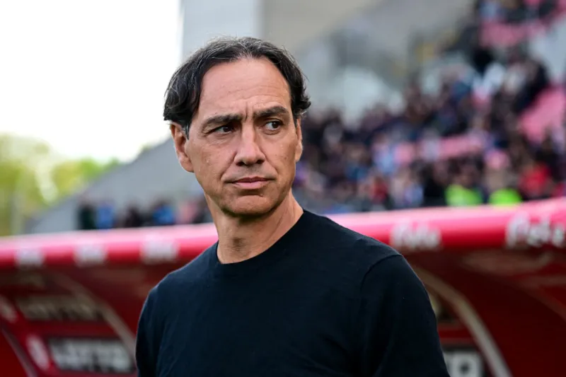 نيستا يروي قصة مفاجئة: كيف عاقب نجله بسبب ميوله الكروية؟