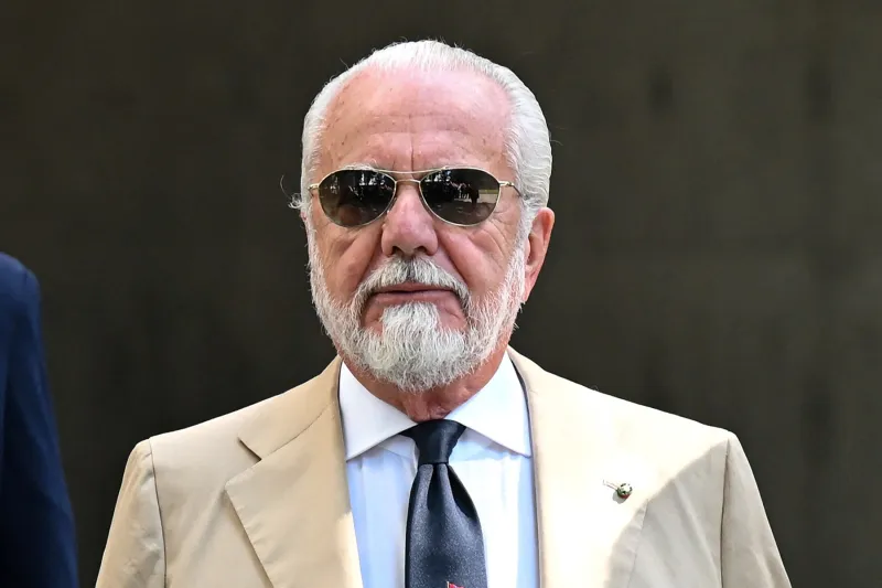 مالك نادي نابولي الإيطالي يقترح تغييرات صادمة في قوانين كرة القدم