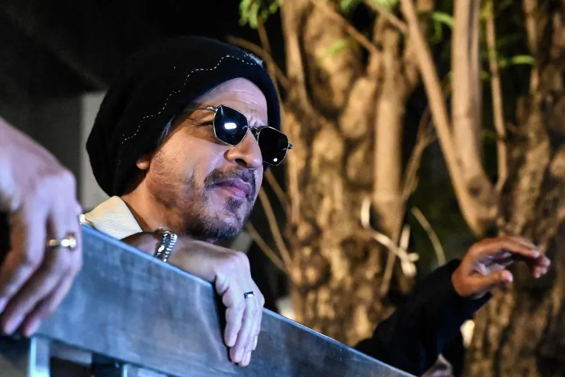 كيف عبّر شاروخان عن ولائه لفريق كولكاتا نايت رايدرز من خلال ساعة فاخرة؟