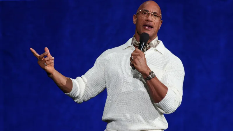 دواين جونسون يفاجئ جمهوره برسالة قوية عن معنى الرجولة (فيديو)