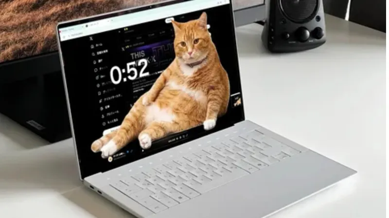 إضافة غريبة تقتحم الشاشة: القط الحارس يمنعك من إدمان مواقع التواصل الاجتماعي (فيديو)