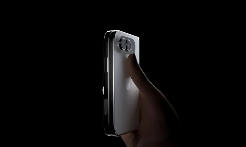 تصميم iPhone Fold.. تسريب جديد يكشف كيف تتجنب أبل أخطاء المنافسين