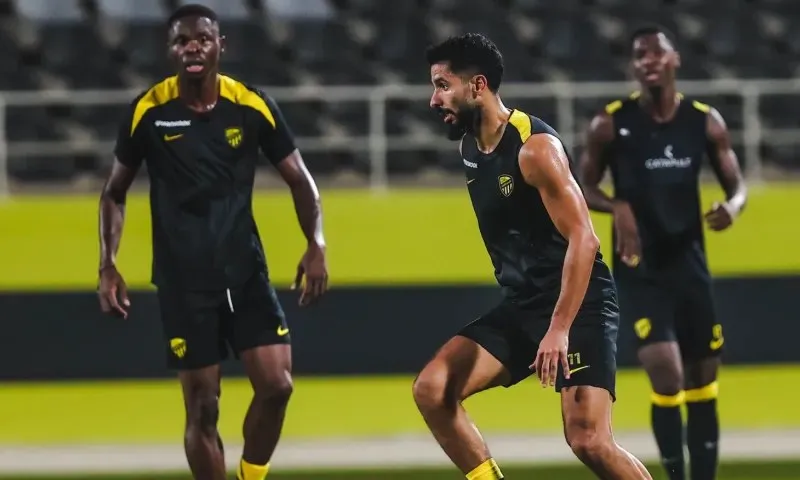 إدارة الاتحاد ترصد مكافأة كبيرة للاعبيها بعد الفوز على الوحدة الإماراتي (فيديو)