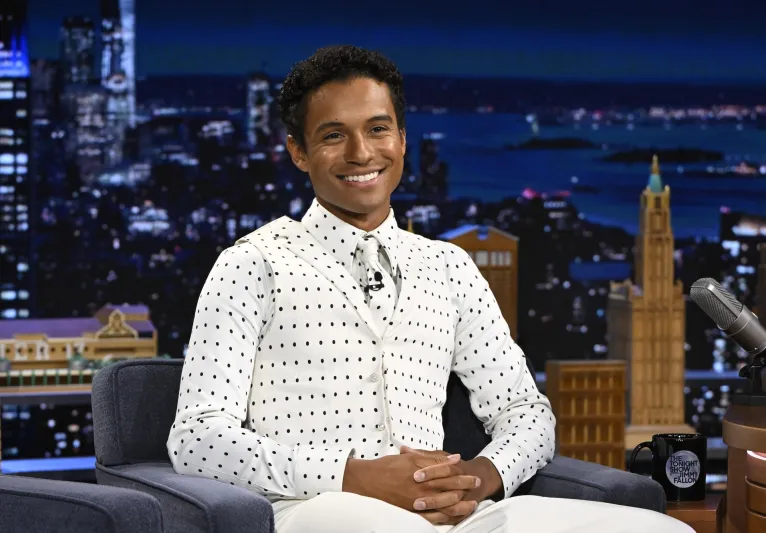 إطلاق الإعلان التشويقي لفيلم "Michael": كيف تألق جعفر جاكسون في تجسيد شخصية عمه الراحل؟ (فيديو)