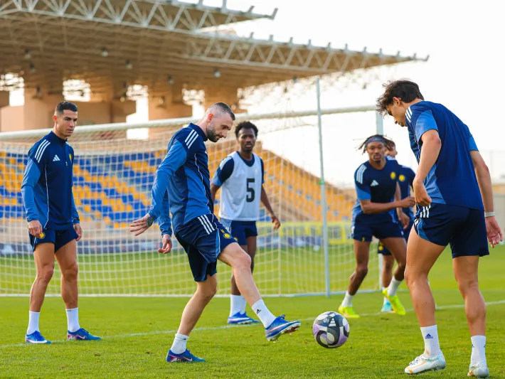 مواجهة منتظرة.. النصر يسعى لتعزيز الصدارة أمام الأخدود