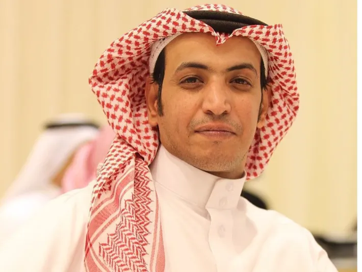 بعد رحيل عادل العتيبي.. أبرز محطات مسيرته الفنية (فيديو)