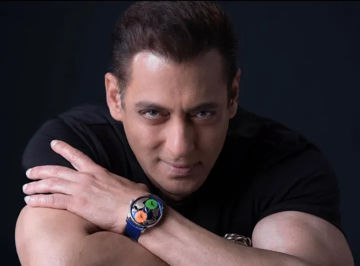 بالتعاون مع Jacob & Co.. سلمان خان يطلق ساعة بلمسات هندية