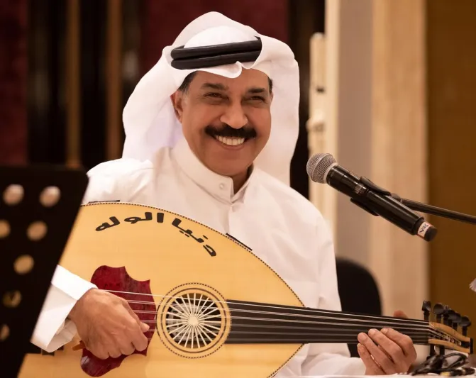 "الكويت ماي العين": عبد الله الرويشد يهدي وطنه أغنية جديدة (فيديو)